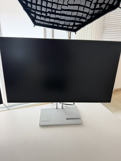 ส่งต่อสภาพนางฟ้า จอคอมพิวเตอร์ซีรีส์ Lenovo L-Series สีขาว (Cloud Grey) ขนาด 27 นิ้ว (ซีรีส์ L27i / L27e)