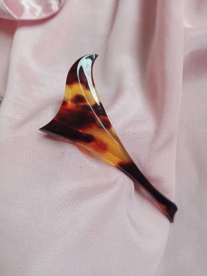 สร้อยข้อมือ อัญมณี เข็มกลัดกระแท้ สีน้ำตาลทองสวย จากต่างประเทศ