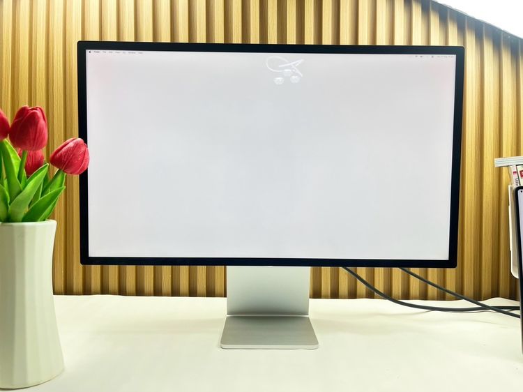 Studio Display 27-inch Retina 5K Stand Glass รูปที่ 11