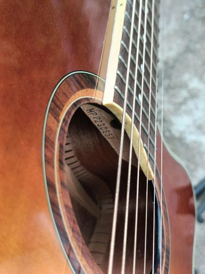 กีตาร์โปร่งไฟฟ้า YAMAHA APX 700ii Top Solid Spruce รูปที่ 17