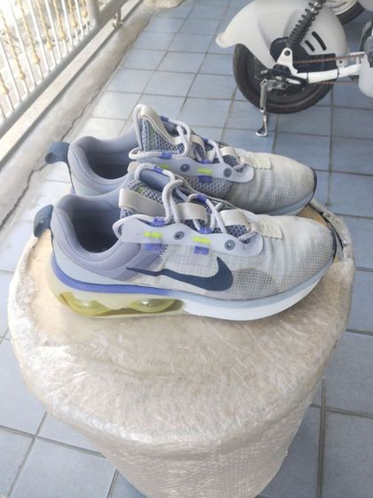 รองเท้า Nike air max 2021