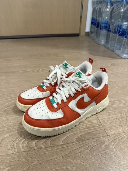 รองเท้าหนังทั่วไป หนังแท้ UK 9 | EU 43 1/3 | US 9.5 ส้ม Nike Air Force 1 Low 07 Pojangmacha ของแท้ เบอร์ 43/27.5 ราคา 750