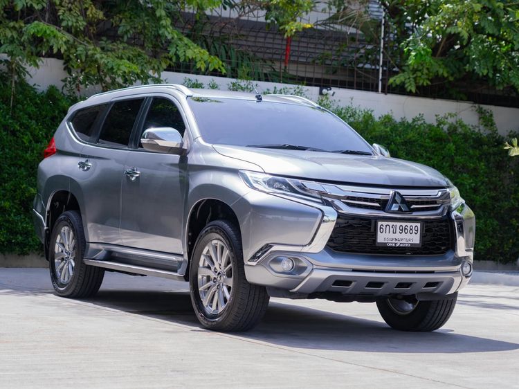 Mitsubishi Pajero Sport 2017 2.4 GT Utility-car ดีเซล ไม่ติดแก๊ส เกียร์อัตโนมัติ บรอนซ์เงิน