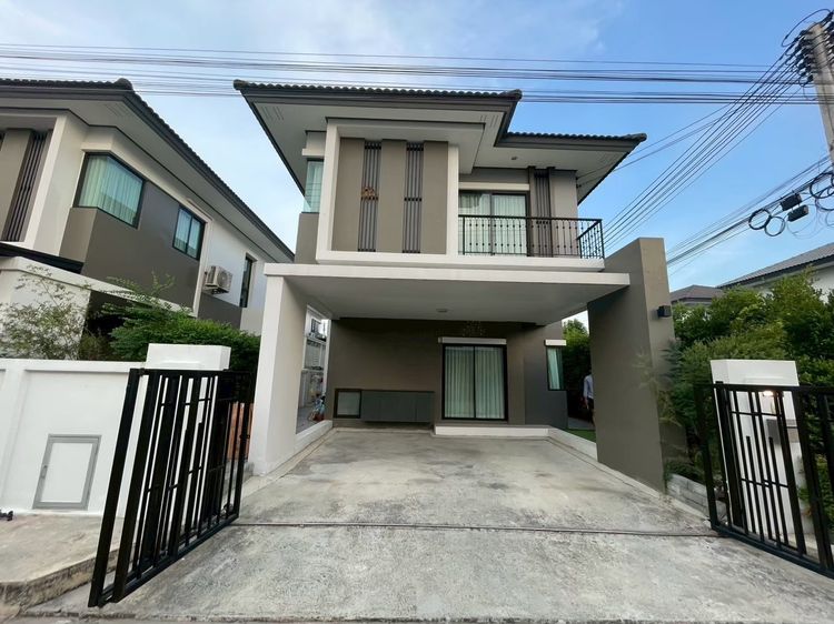 ขายบ้านแปลงมุม 2 ชั้น โครงการบ้านฟ้ากรีนเนอรี่ ทิวา ปิ่นเกล้า - สาย 5 บ้านอายุเพียง 3 ปี พร้อมอยู่