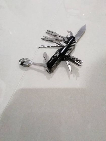ขาย มีดพกอเนกประสงค์ 11 ใน 1 (11-in-1 Multi-Tool) ด้ามจับสีดำที่สกรีนโลโก้แบรนด์ McJeans รูปที่ 7