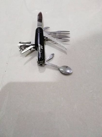 ขาย มีดพกอเนกประสงค์ 11 ใน 1 (11-in-1 Multi-Tool) ด้ามจับสีดำที่สกรีนโลโก้แบรนด์ McJeans รูปที่ 12