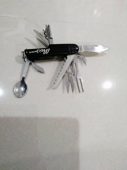 ขาย มีดพกอเนกประสงค์ 11 ใน 1 (11-in-1 Multi-Tool) ด้ามจับสีดำที่สกรีนโลโก้แบรนด์ McJeans รูปที่ 13