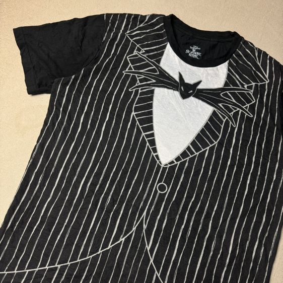 เสื้อยืด Tim Burton’s The Nightmare Before Christmas Size M รูปที่ 3