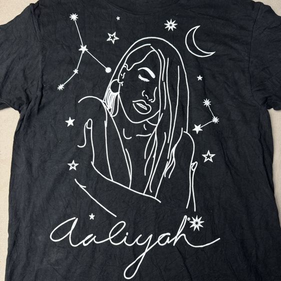 เสื้อยืด Aaliyah Size M รูปที่ 5