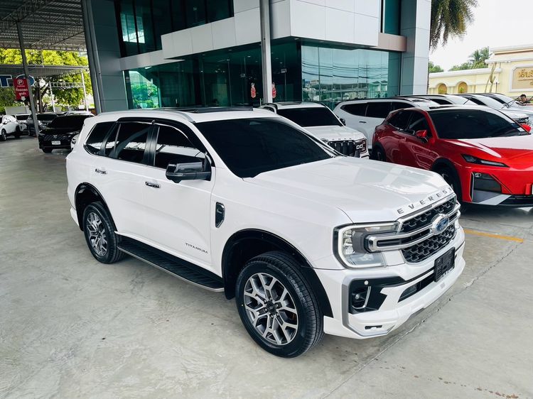 Ford Everest 2023 2.0 Bi-Turbo Titanium+ Utility-car ดีเซล ไม่ติดแก๊ส เกียร์อัตโนมัติ ขาว รูปที่ 2