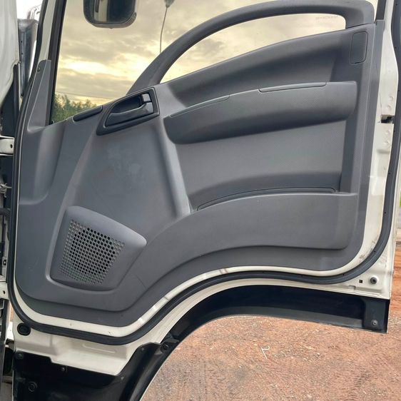 ISUZU FRR 210 รูปที่ 14