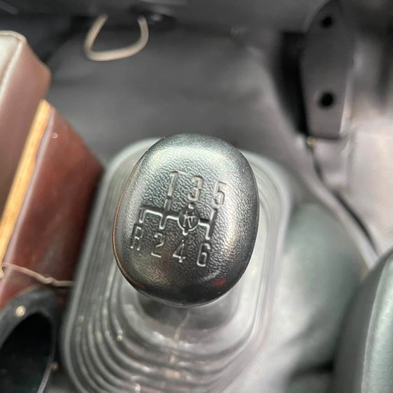 ISUZU FRR 210 รูปที่ 9
