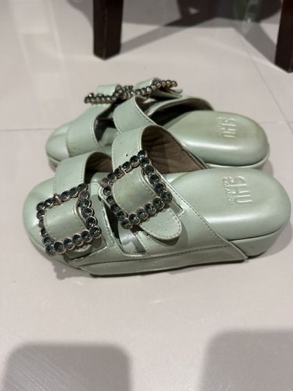 รองเท้าแตะแบบมีหูและแบบสวม หนังแท้ UK 3.5 | EU 36 | US 5 เขียว รองเท้า shu ของแท้ size 36