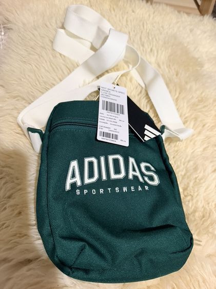 กระเป๋าสะพายข้าง Adidas