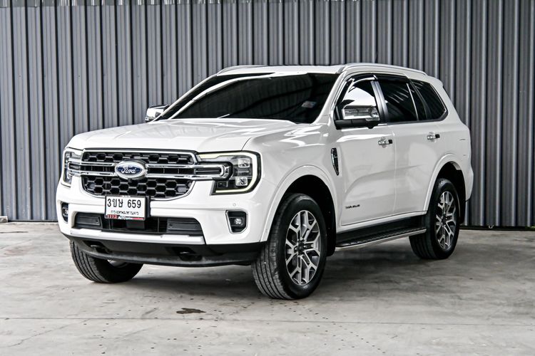 รถ Ford Everest 2.0 Titanium Plus 4WD สี ขาว