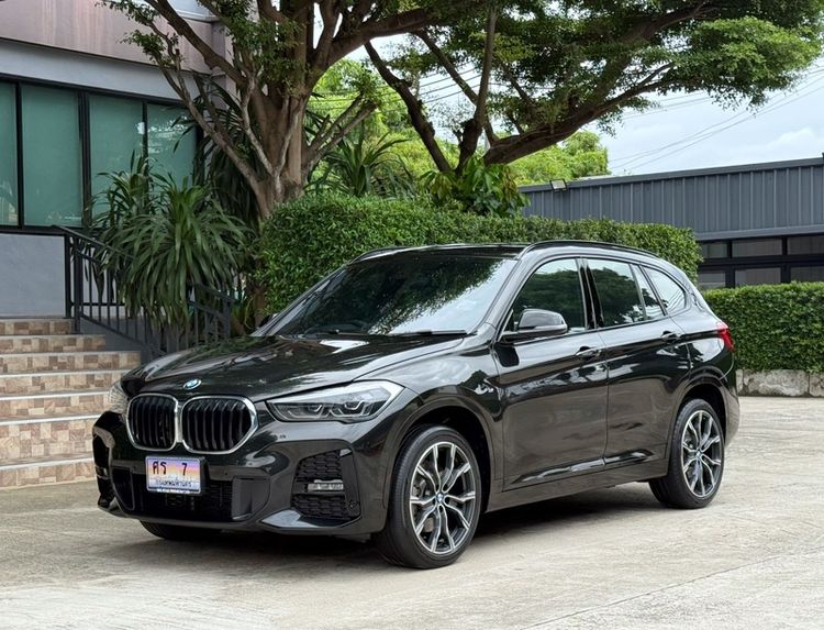 BMW X1 2022 2.0 sDrive20d M Sport Utility-car ดีเซล ไม่ติดแก๊ส เกียร์อัตโนมัติ ขาว รูปที่ 4