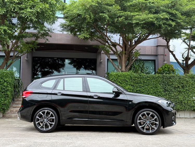 BMW X1 2022 2.0 sDrive20d M Sport Utility-car āļāļĩāđāļāļĨ āđāļĄāđāļāļīāļāđāļāđāļŠ āđāļāļĩāļĒāļĢāđāļāļąāļāđāļāļĄāļąāļāļī āļāļēāļ§ āļĢāļđāļāļāļĩāđ 2