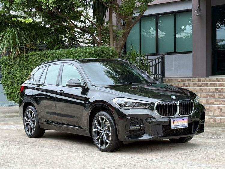 BMW X1 2022 2.0 sDrive20d M Sport Utility-car ดีเซล ไม่ติดแก๊ส เกียร์อัตโนมัติ ขาว