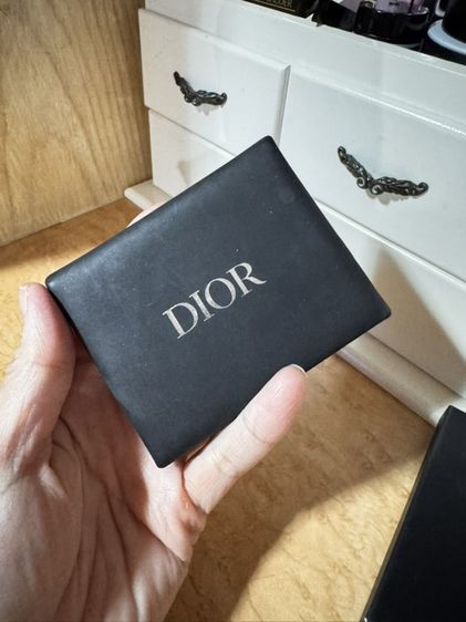 กระจก Chanel , กระดาษซับมัน Dior รูปที่ 7