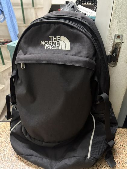 กระเป๋าเป้ The north face