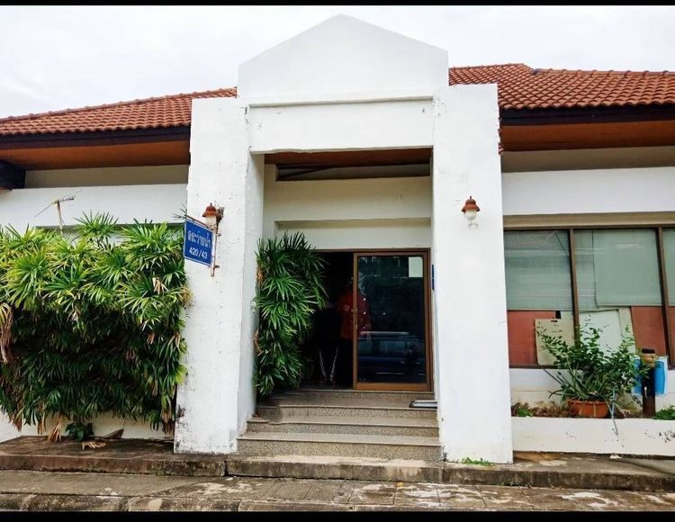 บ้านพร้อมสระ 203 ตรว. ในโครงการชมเพลิน หมู่บ้านเศรษฐกิจ รูปที่ 3
