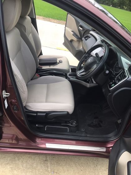 Honda City 2014 1.5 V Sedan เบนซิน ไม่ติดแก๊ส เกียร์อัตโนมัติ แดง รูปที่ 4