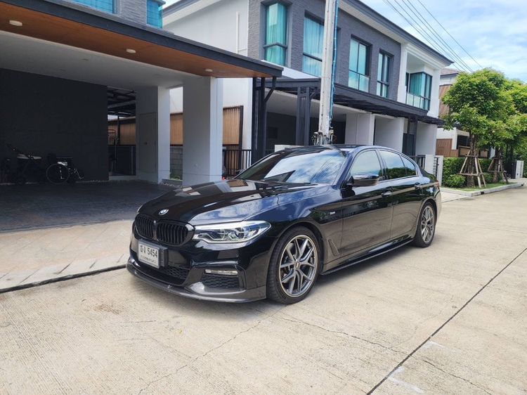 BMW Series 5 2019 520d Sedan ดีเซล ไม่ติดแก๊ส เกียร์อัตโนมัติ ดำ