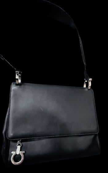 Salvatore Ferragamo เฟอร์รากาโม กระเป๋าสะพาย