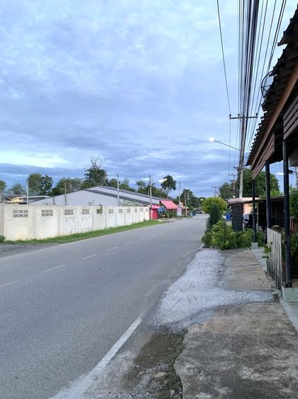 ห้องแถว 2 ห้องทำเลค้าขาย ใกล้สะพานข้ามแม่น้ำแคว อบจ.กาญจน์ ขาย 2 ห้องรวม หรือแบ่งได้ รูปที่ 3