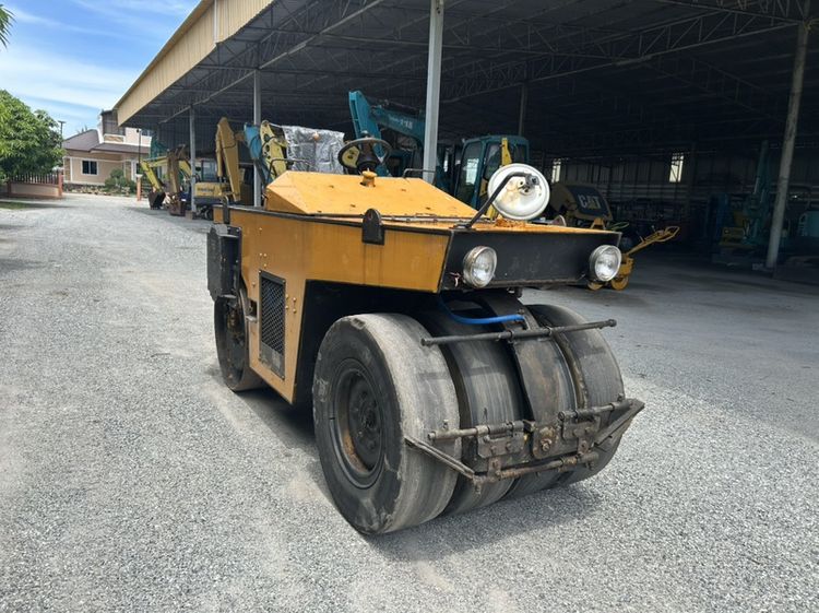 รถบดล้อหน้ายางหลังเหล็ก BOMAG รุ่น BW102AC ขนาด 2.5 ตัน รถเก่านอกนำเข้า รูปที่ 4