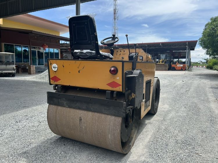รถบดล้อหน้ายางหลังเหล็ก BOMAG รุ่น BW102AC ขนาด 2.5 ตัน รถเก่านอกนำเข้า รูปที่ 6