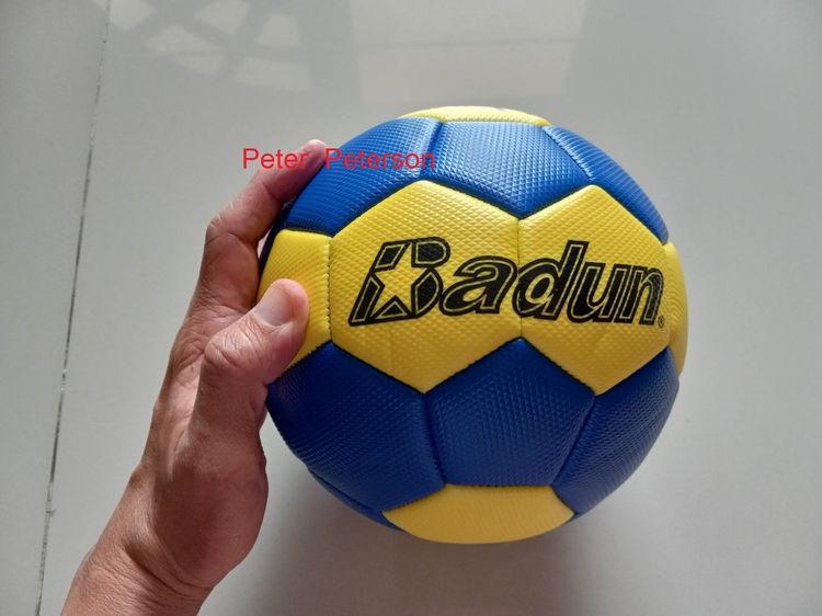 ขายลูกแฮนด์บอล handball เบอร์ 3 หนัง PU มือหนึ่ง  ใช้เล่นได้จริง  