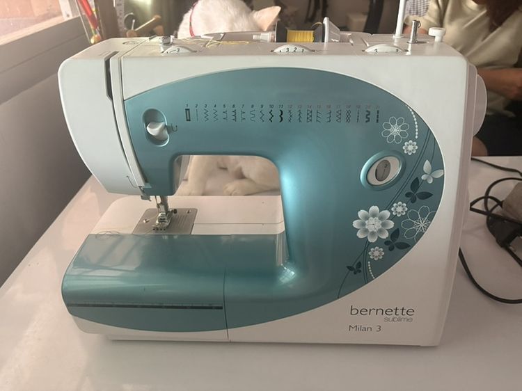 ขายราคาถูก!! จักรเย็บผ้า Bernette Sublime Milan 3 รูปที่ 3