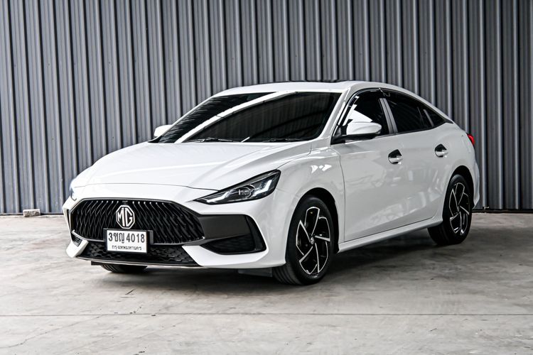 รถ MG MG5 1.5 X สี ขาว