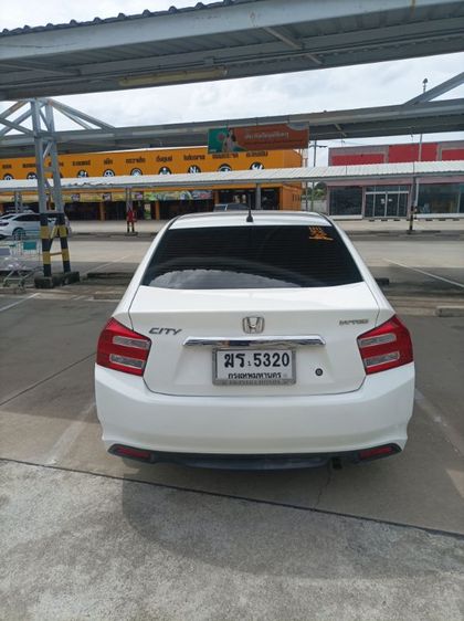 Honda City 2012 1.5 S Sedan เบนซิน ไม่ติดแก๊ส เกียร์อัตโนมัติ ขาว รูปที่ 2