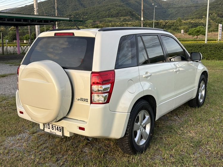 Suzuki Vitara 2012 2.0 Grand DLX Utility-car เบนซิน ไม่ติดแก๊ส เกียร์อัตโนมัติ ขาว รูปที่ 4