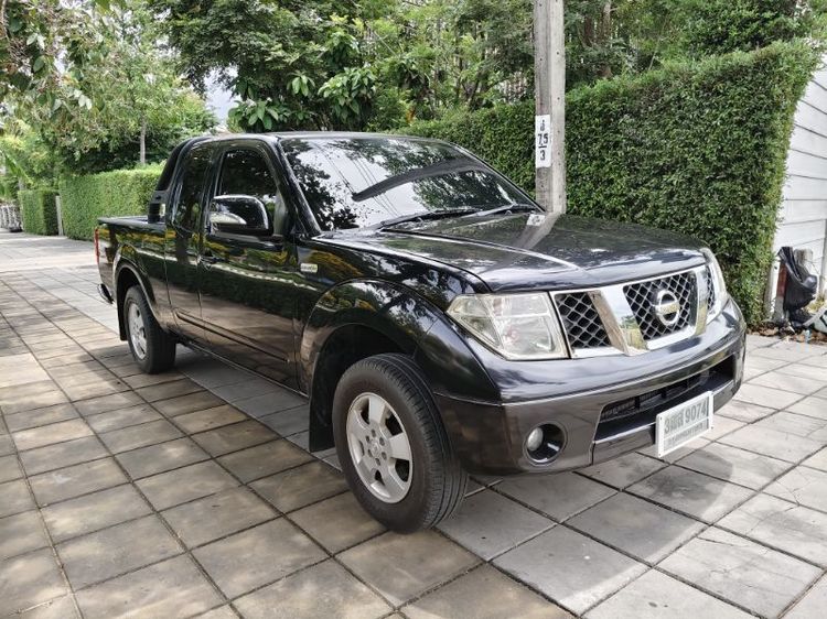 รถ Nissan Navara 2.5 S สี ดำ