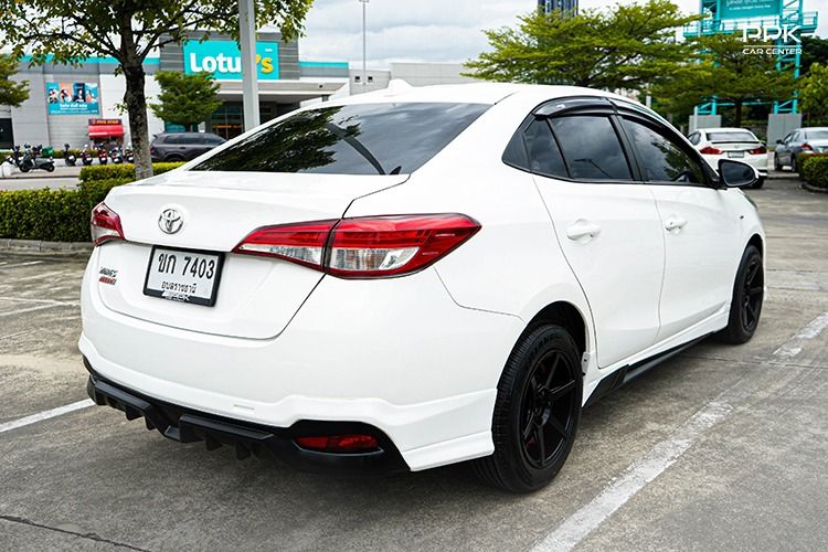 Toyota Yaris ATIV 2021 1.2 Entry Sedan เบนซิน ไม่ติดแก๊ส เกียร์อัตโนมัติ ขาว รูปที่ 4