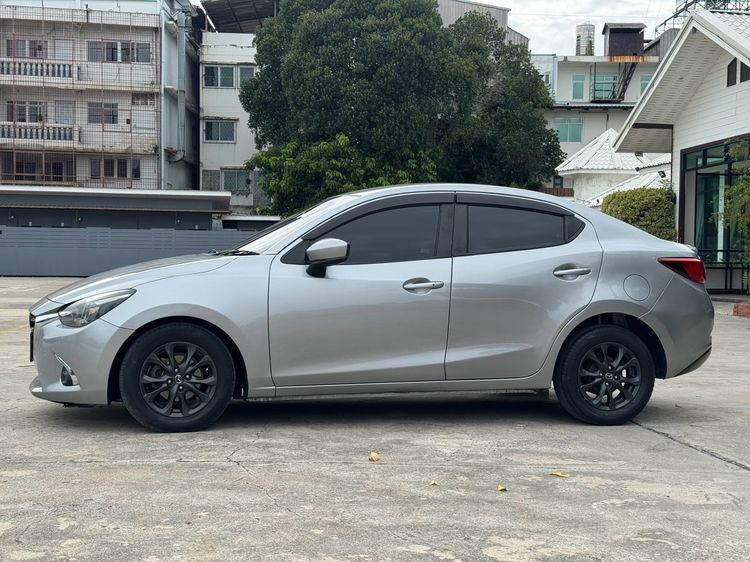 Mazda Mazda 2 2019 1.3 High Plus Sedan เบนซิน ไม่ติดแก๊ส เกียร์อัตโนมัติ เทา รูปที่ 4