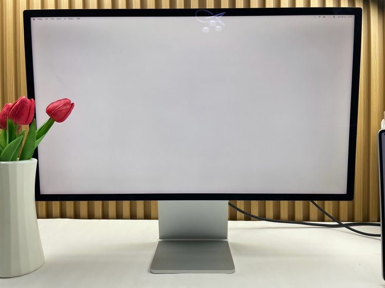 Studio Display 27-inch Retina 5K Stand Glass รูปที่ 11