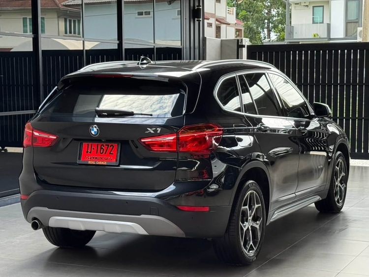BMW X1 2017 1.5 sDrive18i xLine Utility-car เบนซิน ไม่ติดแก๊ส เกียร์อัตโนมัติ ดำ รูปที่ 4