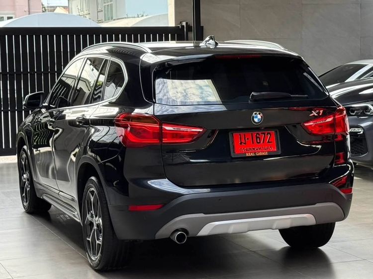 BMW X1 2017 1.5 sDrive18i xLine Utility-car เบนซิน ไม่ติดแก๊ส เกียร์อัตโนมัติ ดำ รูปที่ 3