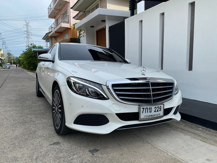 รถ Mercedes-Benz C-Class C350e สี ขาว