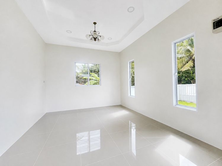อื่นๆ ไม่มี สร้างเสร็จก่อน 2010 🏡✨ บ้านเดี่ยวชั้นเดียว นอกโครงการใหม่แกะกล่องพร้อมเข้าอยู่    รูปที่ 4