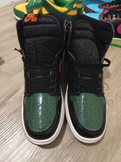 Nike Air Jordan 1 Mid รูปที่ 3