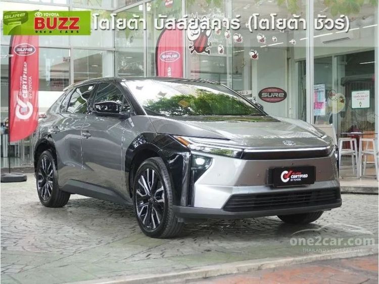รถ Toyota bZ4X-EV AWD สี เทา