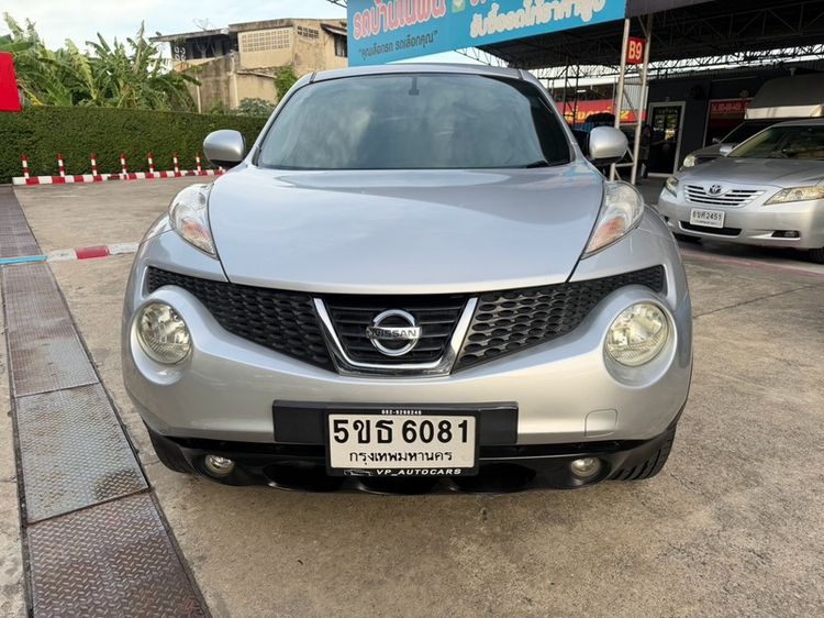 Nissan Juke 2014 1.6 V Sedan เบนซิน ไม่ติดแก๊ส เกียร์อัตโนมัติ เทา