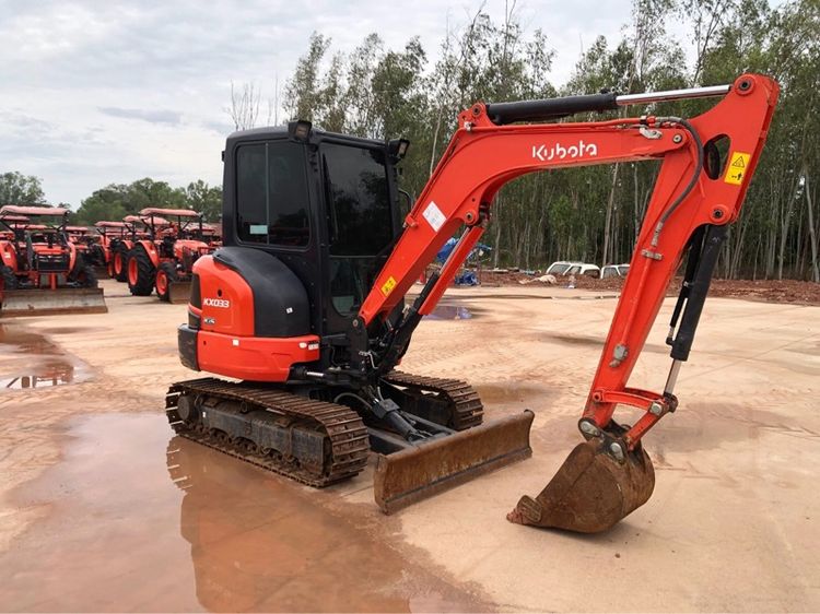 รถขุด ติดแอร์ ทนทานแกร่งพร้อมลุย รถขุดคูโบต้ารุ่น KX033 4 AC KIS ดาวน์  90000 บาท สนใจโทรมาดูที่ร้านเราได้จ้า
