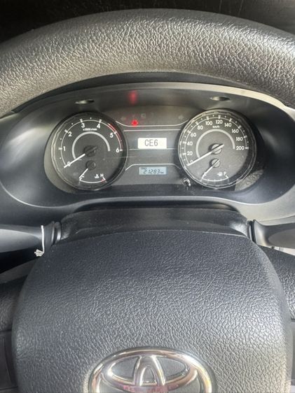 Toyota Hilux Revo 2025 2.8 ENTRY STANDARD CAB Pickup ดีเซล เกียร์ธรรมดา บรอนซ์เงิน
