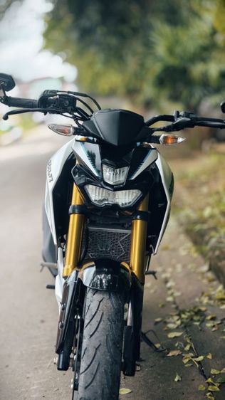 2017 Yamaha m-slaz